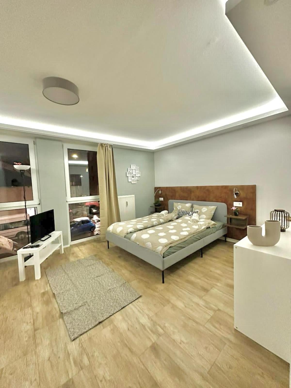 Ar Living Vienna Klosterneuburger Studios Luaran gambar